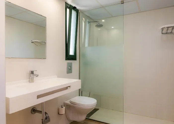 Apto Con Terraza 404 3*